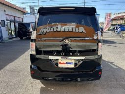 Toyota Voxy Z Kira 2007 full