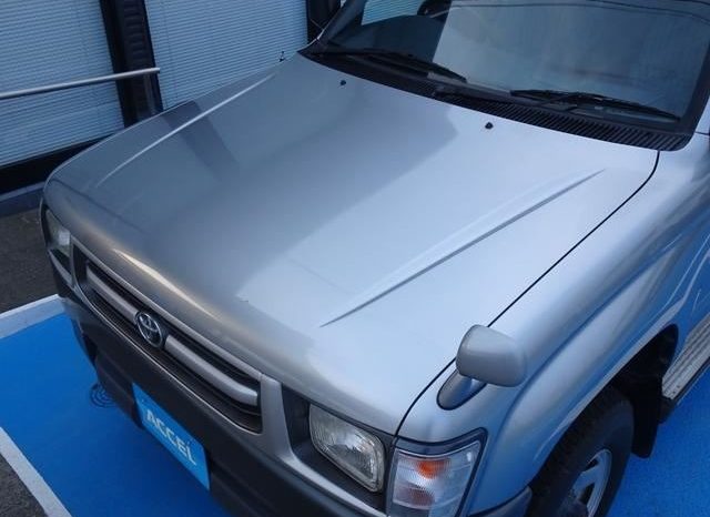 Toyota Hilux Delux 2004 full