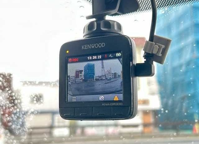 Mazda Demio 13C Smart Edition full