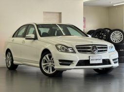 MERCEDES BENZ C-CLASS C180 AVANTGARDE 2013 full
