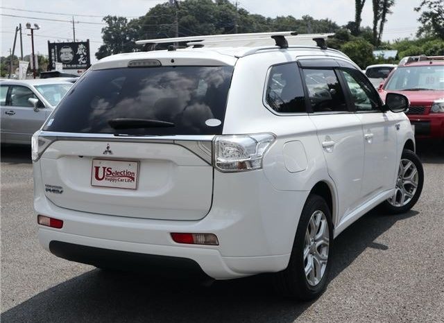 Mitsubishi Outlander PHEV G Safety Package 2015 full