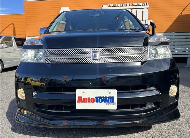 Toyota Voxy Z Kira 2007 full