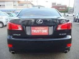 Lexus IS IS250 Version L full