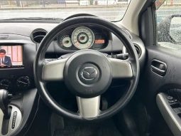 Mazda Demio 13C Smart Edition full