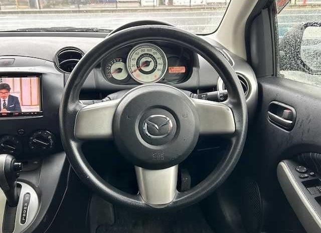 Mazda Demio 13C Smart Edition full