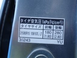 Toyota Hilux Delux 2004 full