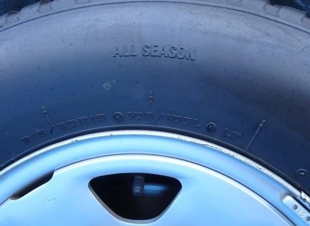 Toyota Hilux Delux 2004 full