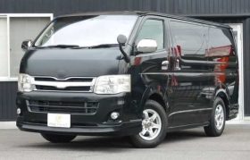Toyota Hiace Van Super GL 2011