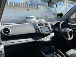 Toyota RAV4 Style 2012 full