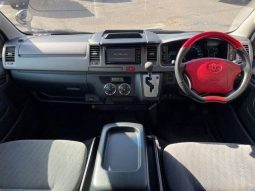 Toyota Hiace Van Super GL 2011 full