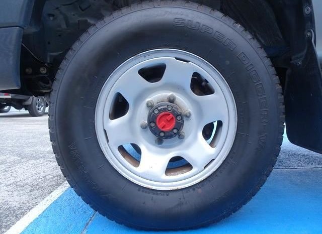 Toyota Hilux Delux 2004 full