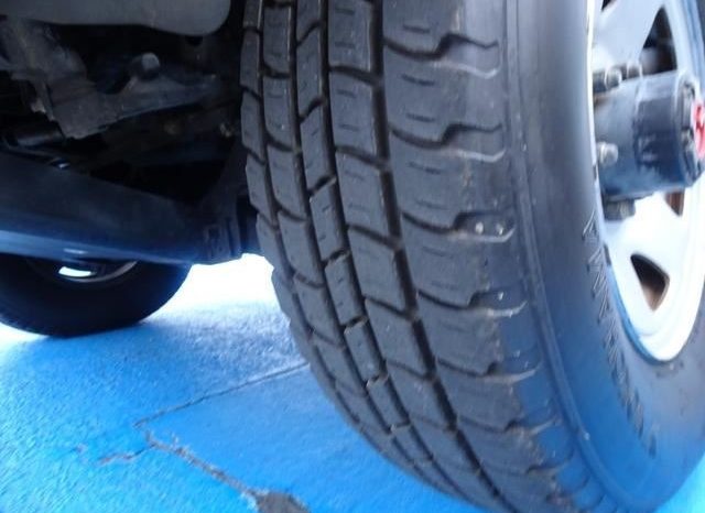 Toyota Hilux Delux 2004 full