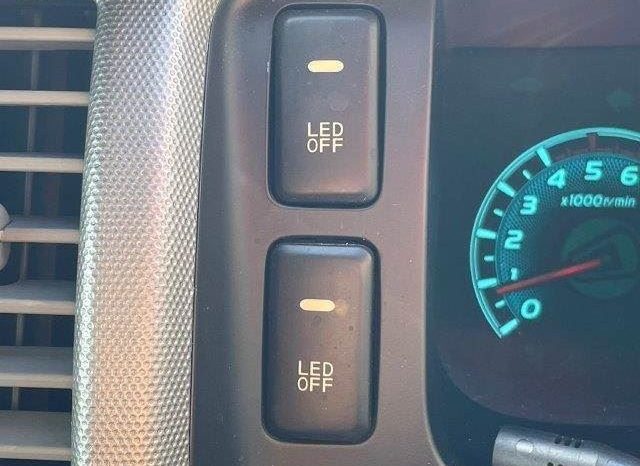 Toyota Hiace Van Super GL 2011 full