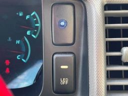 Toyota Hiace Van Super GL 2011 full