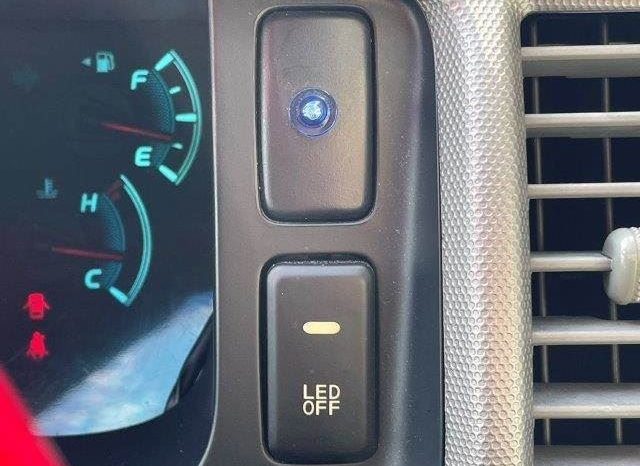 Toyota Hiace Van Super GL 2011 full