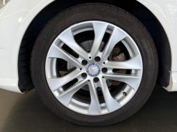 MERCEDES BENZ C-CLASS C180 AVANTGARDE 2013 full