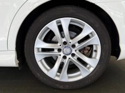 MERCEDES BENZ C-CLASS C180 AVANTGARDE 2013 full