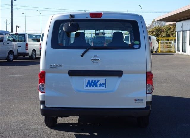 Nissan NV200 Vanette Van DX 2016 full