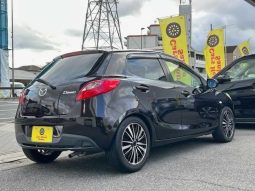 Mazda Demio 13C Smart Edition full