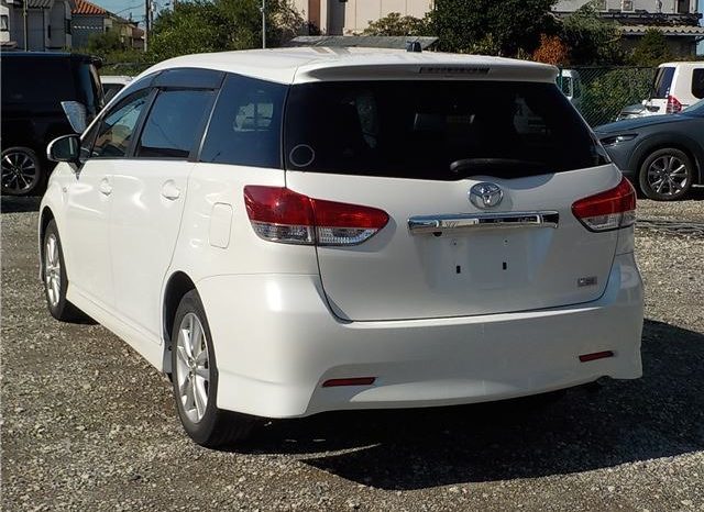 Toyota Wish 1.8S 2011 full