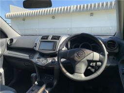 Toyota RAV4 Style 2012 full