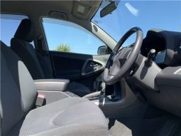 Toyota RAV4 Style 2012 full