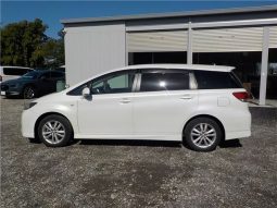 Toyota Wish 1.8S 2011 full