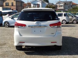 Toyota Wish 1.8S 2011 full