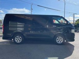 Toyota Hiace Van Super GL 2011 full