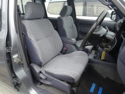 Toyota Hilux Delux 2004 full