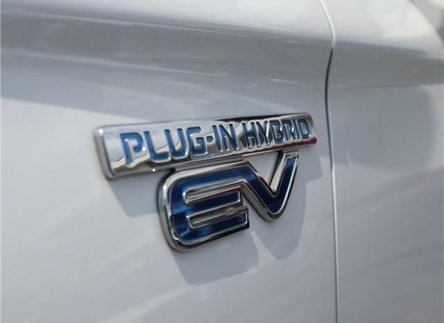 Mitsubishi Outlander PHEV G Safety Package 2015 full