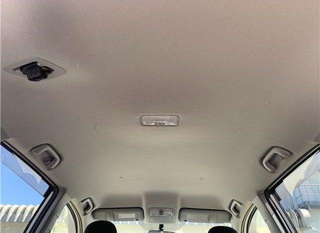 Toyota RAV4 Style 2012 full