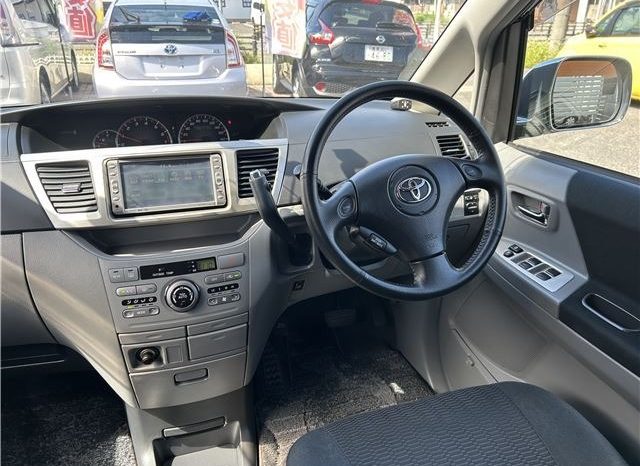 Toyota Voxy Z Kira 2007 full