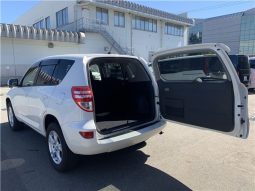 Toyota RAV4 Style 2012 full
