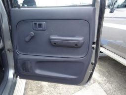Toyota Hilux Delux 2004 full