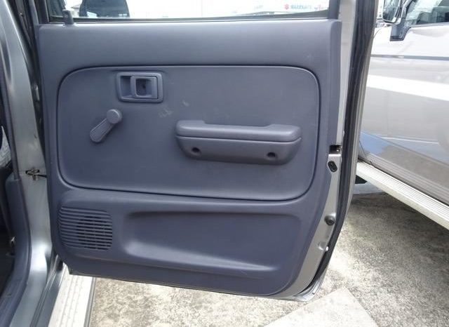 Toyota Hilux Delux 2004 full