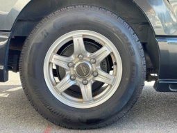 Toyota Hiace Van Super GL 2011 full