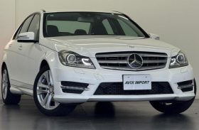 MERCEDES BENZ C-CLASS C180 AVANTGARDE 2013