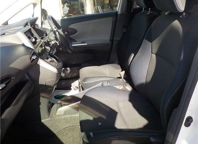 Toyota Wish 1.8S 2011 full