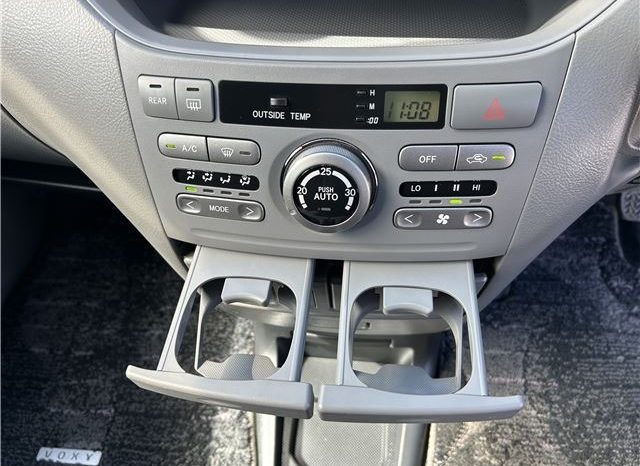 Toyota Voxy Z Kira 2007 full