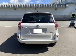 Toyota RAV4 Style 2012 full