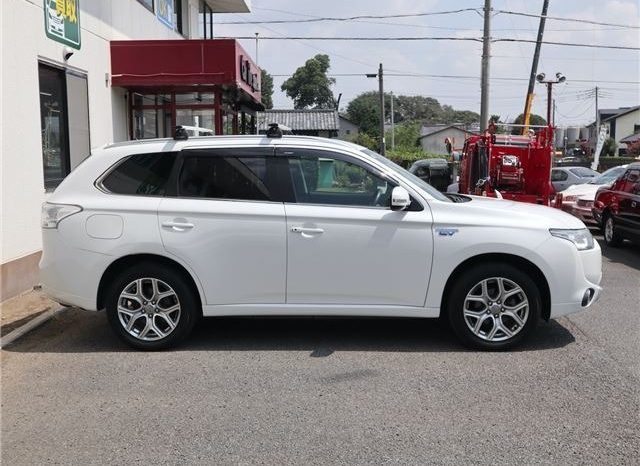 Mitsubishi Outlander PHEV G Safety Package 2015 full