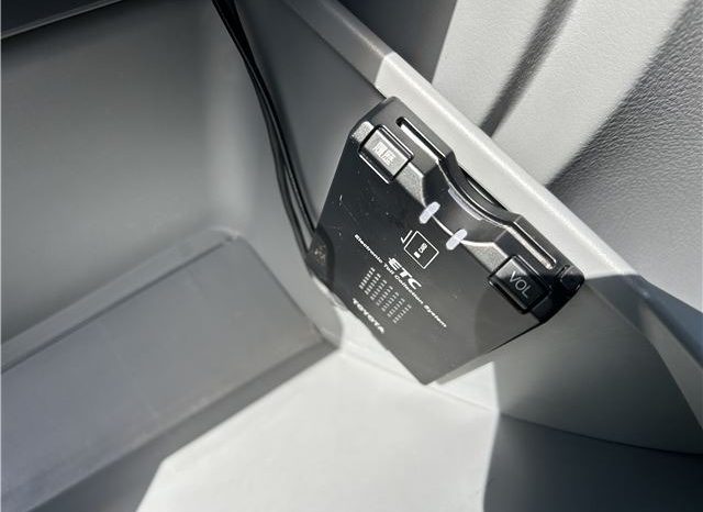 Toyota Voxy Z Kira 2007 full