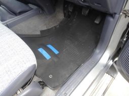 Toyota Hilux Delux 2004 full