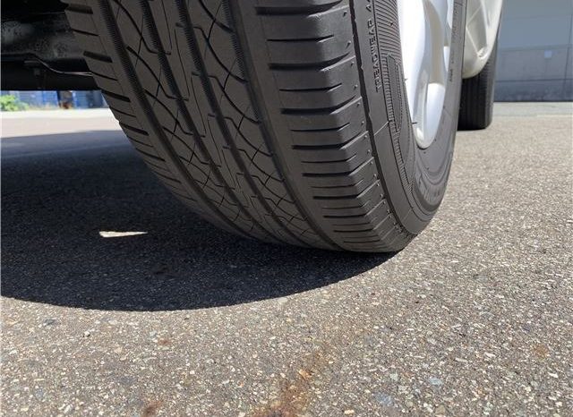 Toyota RAV4 Style 2012 full