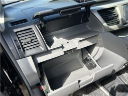 Toyota Voxy Z Kira 2007 full