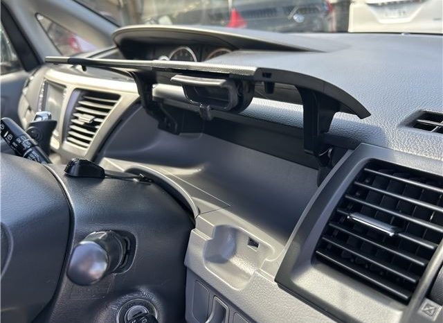 Toyota Voxy Z Kira 2007 full