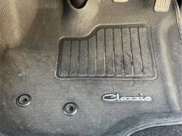 Toyota Hiace Van Super GL 2011 full