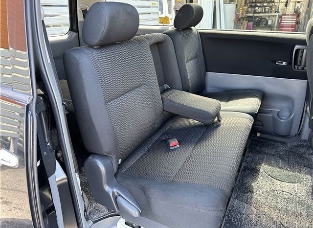 Toyota Voxy Z Kira 2007 full