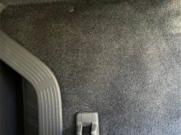 Toyota Hiace Van Super GL 2011 full